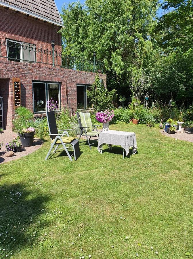 Bed and Breakfast De Vliegende Vlinder Nederweert Exterior foto